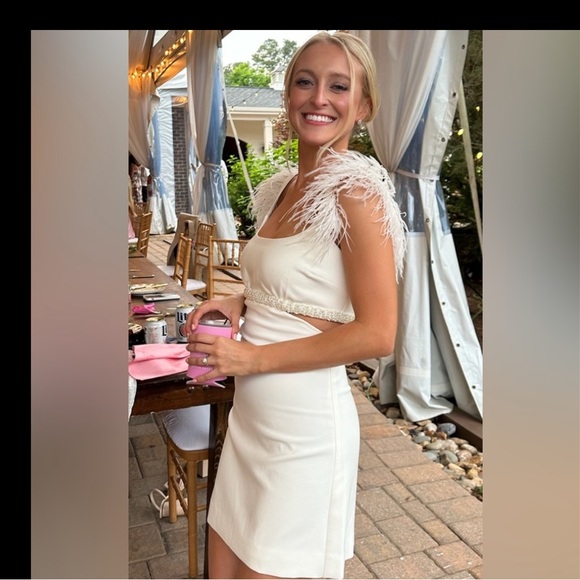 Mini Tahlia White Dress in White with Feathers - Picture 5 of 5